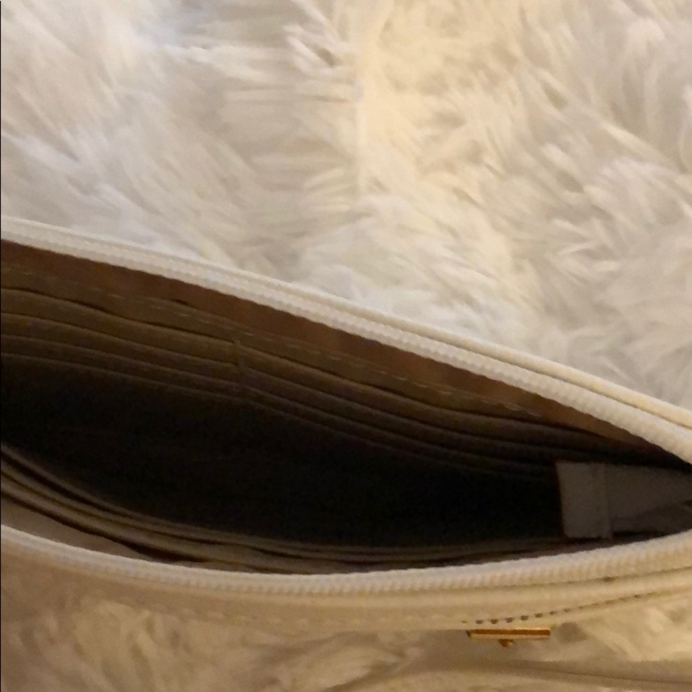 Purse - Picture 4 of 6